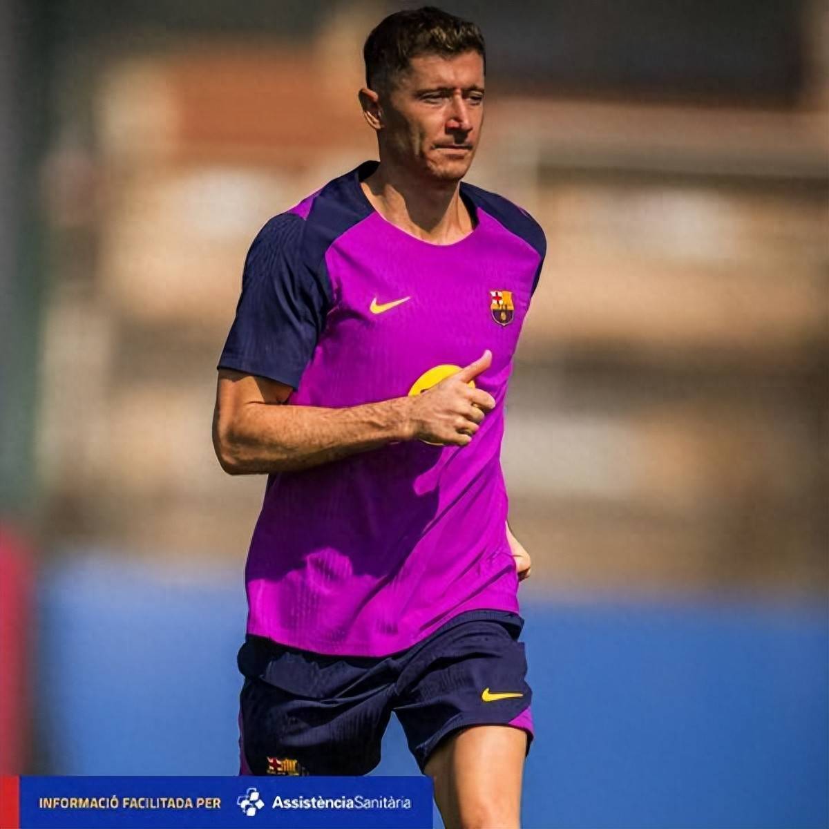 巴萨又伤一员大将 莱万左大腿股二头肌肌肉撕裂 缺席国家德比