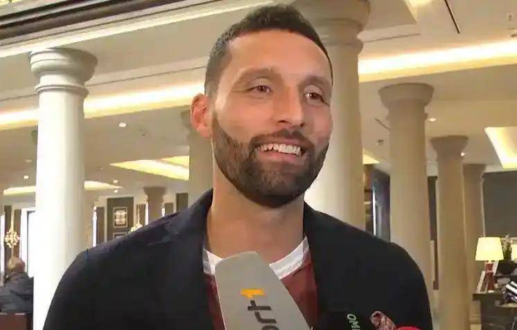 谁会拿欧冠冠军？库兰伊与《踢球者》的观点相左